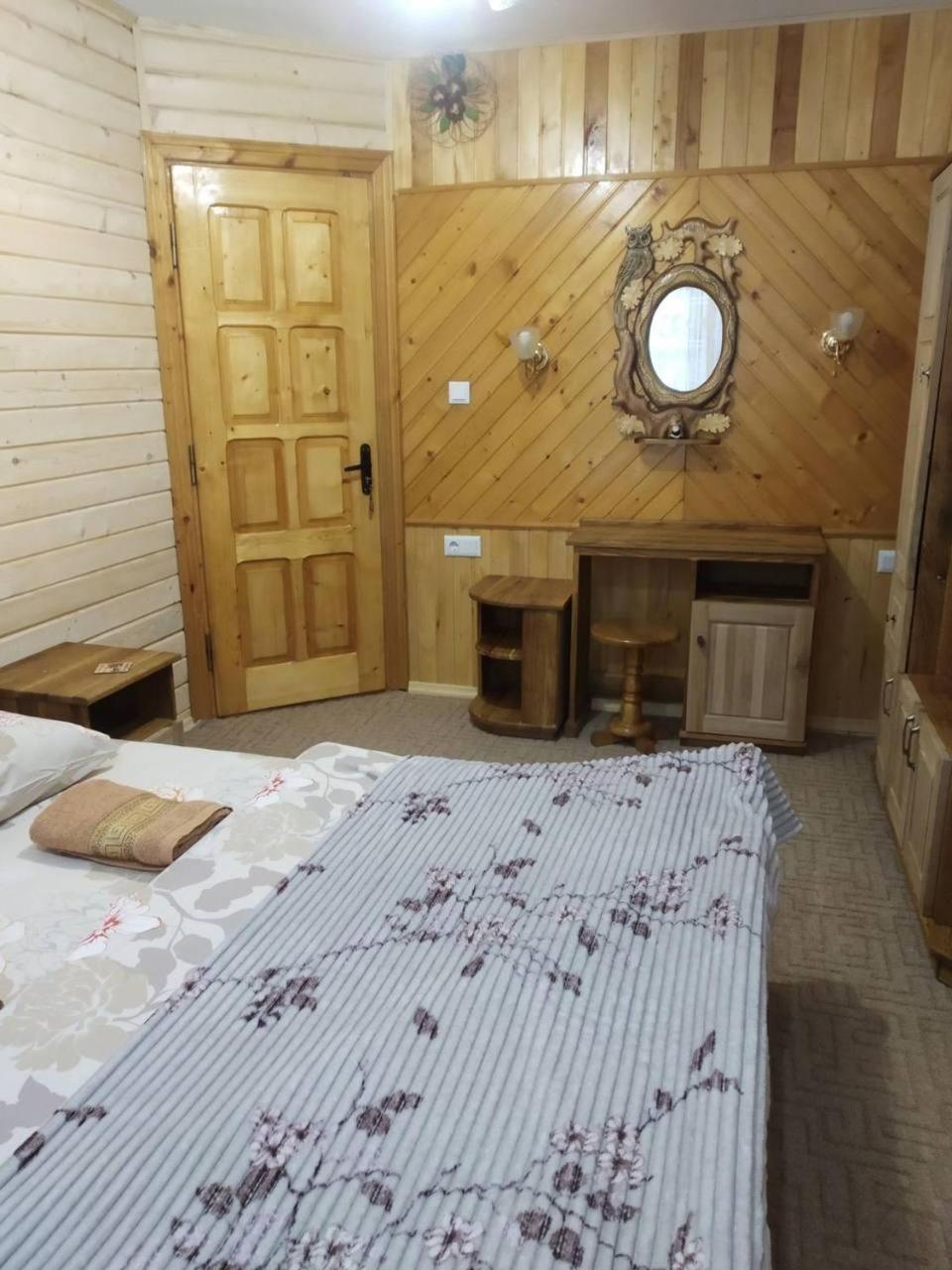 Садиба Nad Prutom ヤレムチャ エクステリア 写真